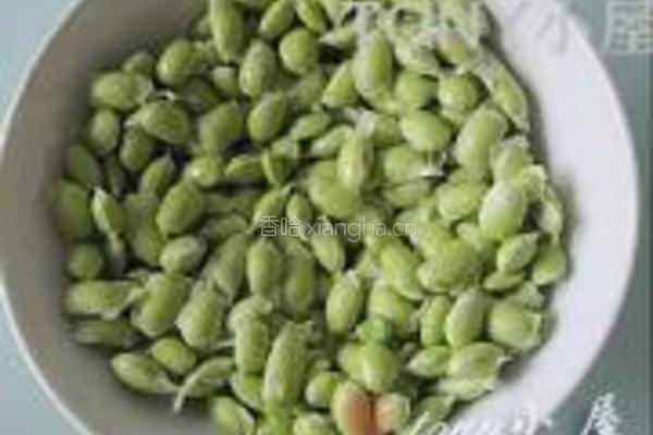 毛豆炒香干的做法图解1