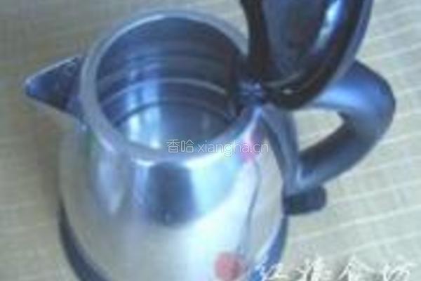 柠檬菊花荷叶茶的做法图解2