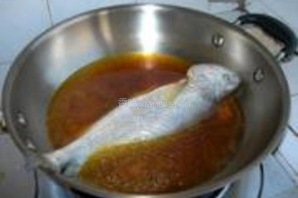 清炖黄花鱼的做法图解7