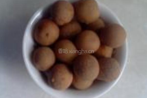 莲子桂圆汤的做法图解2