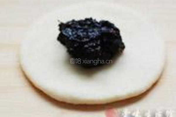 蘑菇头桑葚果酱小餐包的做法图解5