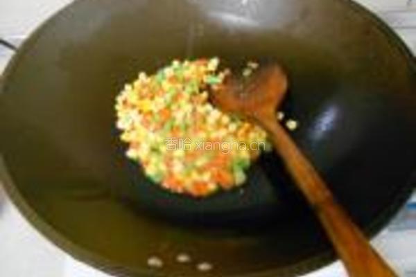 鲔鱼炒饭的做法图解4