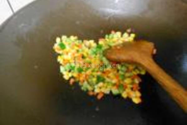 鲔鱼炒饭的做法图解5