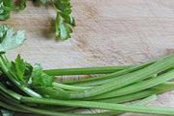 干锅茶树菇香干的做法图解9