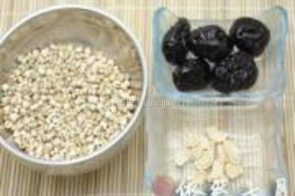 花旗参蜜枣汤的做法图解1