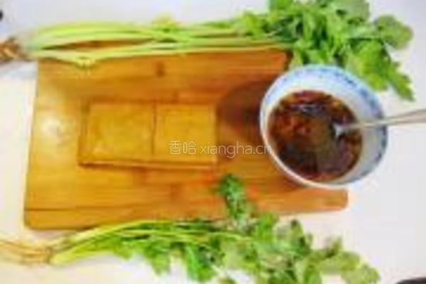 凉拌豆腐干丝的做法图解1