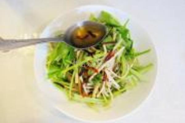 凉拌豆腐干丝的做法图解3