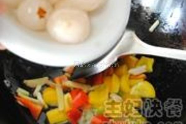 荔枝鸡球的做法图解7