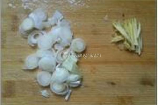 炒小豆腐的做法图解2