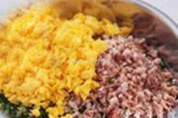 鱿鱼干韭菜鸭蛋水饺的做法图解3