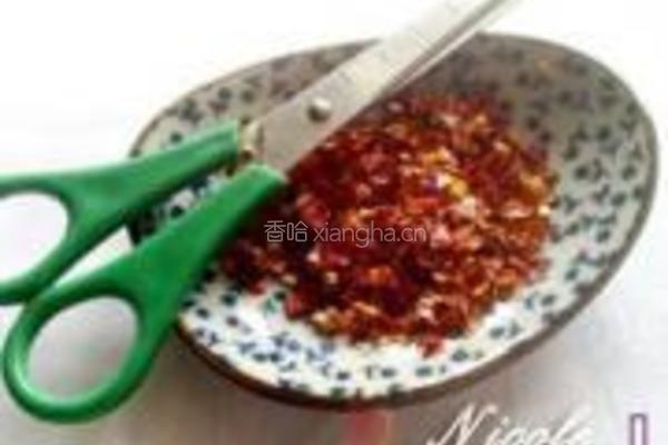 橄榄油辣味饼干的做法图解1