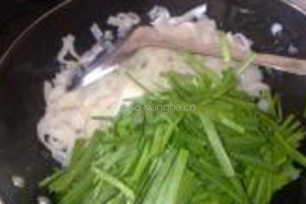 韭菜豆芽炒果条的做法图解7