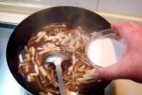 红白豆腐酸辣汤的做法图解7