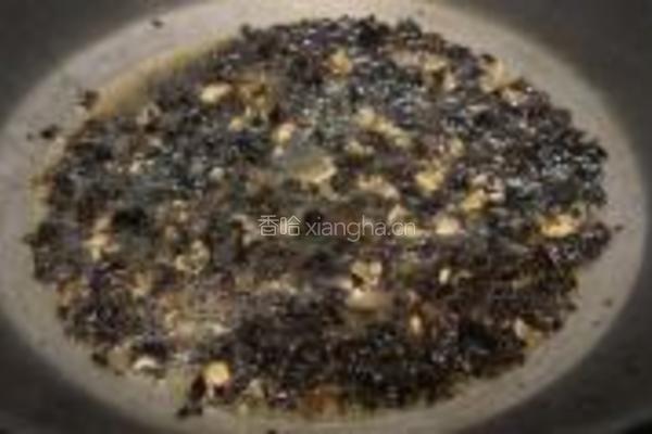 淡菜木耳烩丝瓜的做法图解5