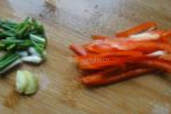 甜椒炒南瓜丝的做法图解2
