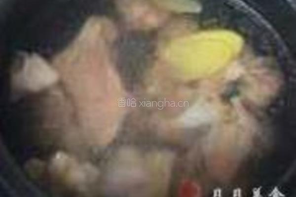 猪骨头萝卜汤的做法图解3