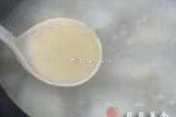 猪骨头萝卜汤的做法图解5