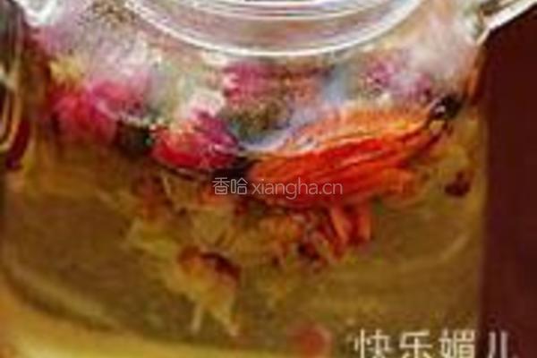 玫瑰腊梅百合茶的做法图解3