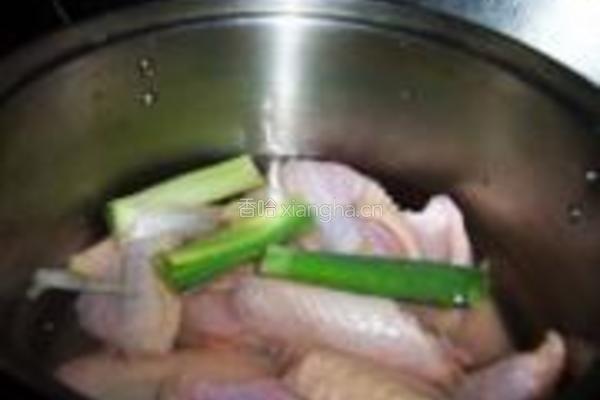 新奥尔良炸鸡翅的做法图解2