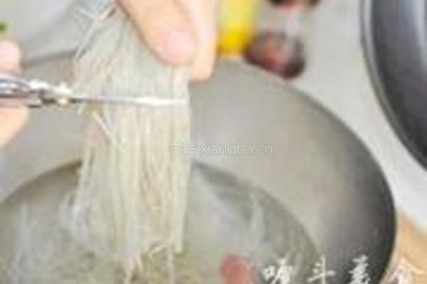 蚂蚁上树的做法图解2
