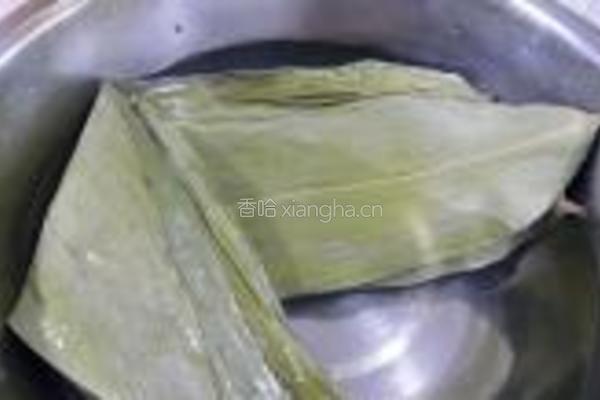 鲜肉粽子的做法图解1