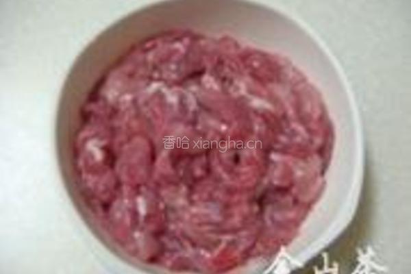 鱼香肉丝的做法图解1