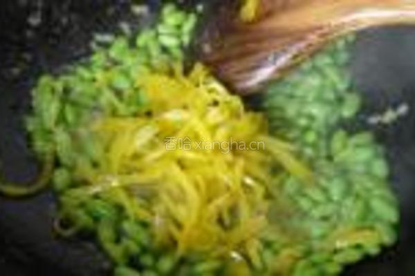 榨菜肉丝炒毛豆的做法图解7