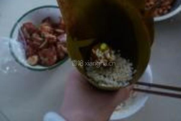 蛋黄肉粽的做法图解5