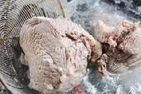 卤牛肉的做法图解1