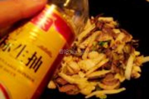 白菜帮子炒猪心的做法图解8