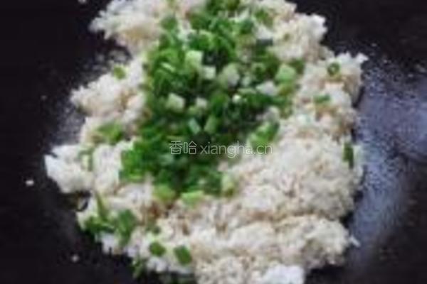 土豆鱼丸炒饭的做法图解12