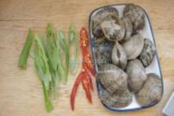 豆酱蛤蜊汤的做法图解2