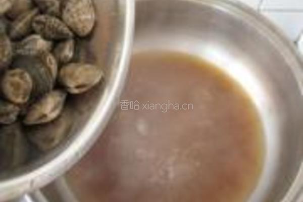 豆酱蛤蜊汤的做法图解4