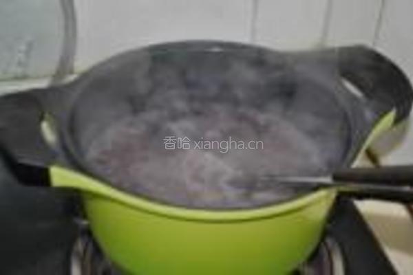 紫米粥的做法图解3