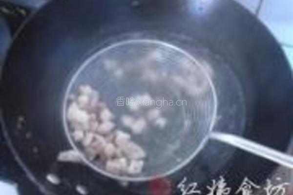 百合瘦肉汤的做法图解5
