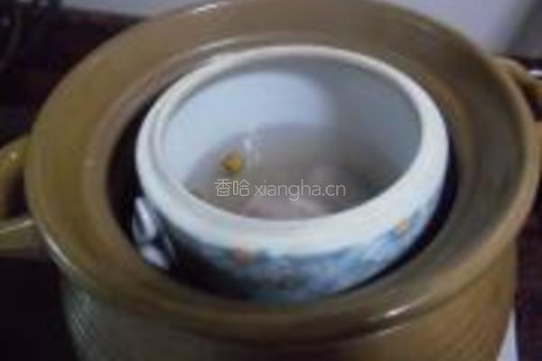 石斛炖瘦肉汤的做法图解3