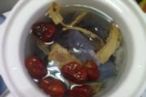 当归红枣乌鸡汤的做法图解4