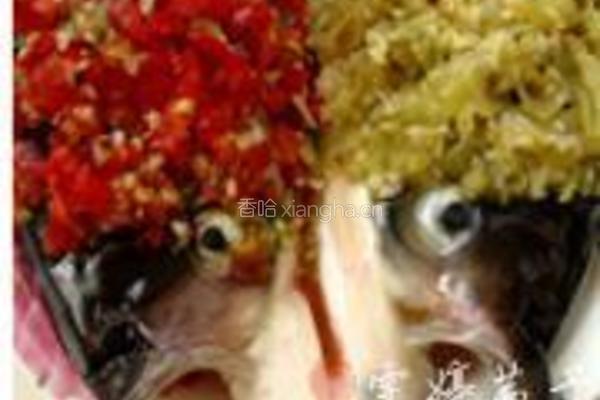 双椒蒸鱼头的做法图解4