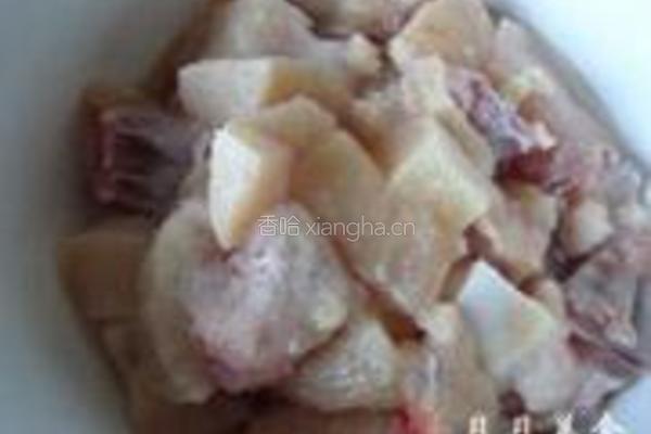 虫草烧鸡块的做法图解1