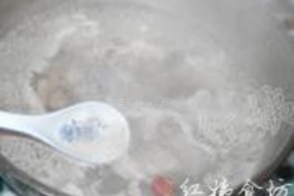 紫灵芝炖排骨的做法图解4