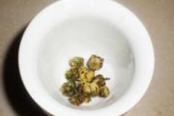 菊花茶的做法图解2