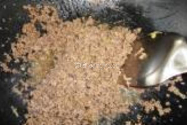 豌豆炒牛肉的做法图解3