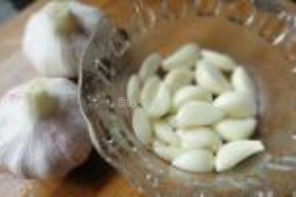 酱油蒜子的做法图解1