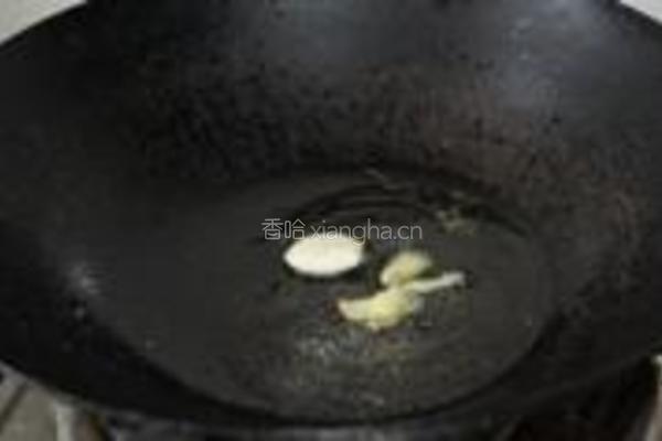 鹌鹑蛋焖鸡翅尖的做法图解3