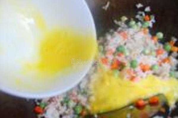 豌豆蛋炒饭的做法图解6