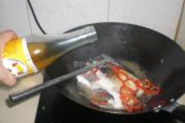 焖鱼片的做法图解3