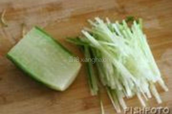 京糕青萝卜丝的做法图解1