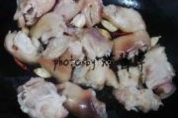 香菇黄豆猪蹄煲的做法图解6