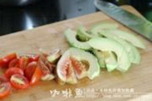牛油果蔬菜沙拉的做法图解5