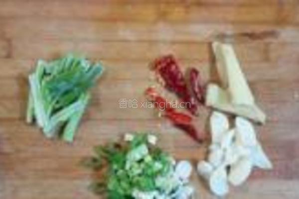 河虾烧鲫鱼的做法图解4